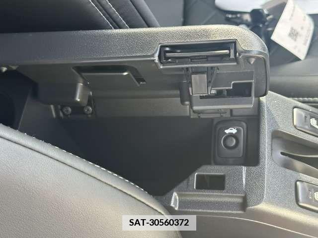 Daihatsu COPEN 2019-06 337204-12