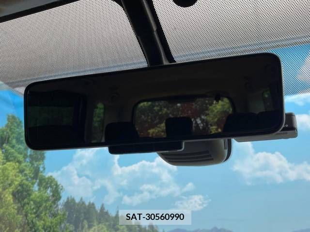 Nissan SERENA 2018-08 324973-6