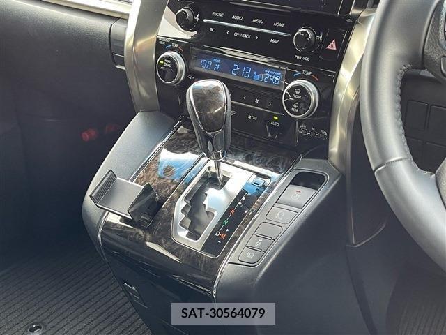 Toyota ALPHARD 2022-01 258865-18