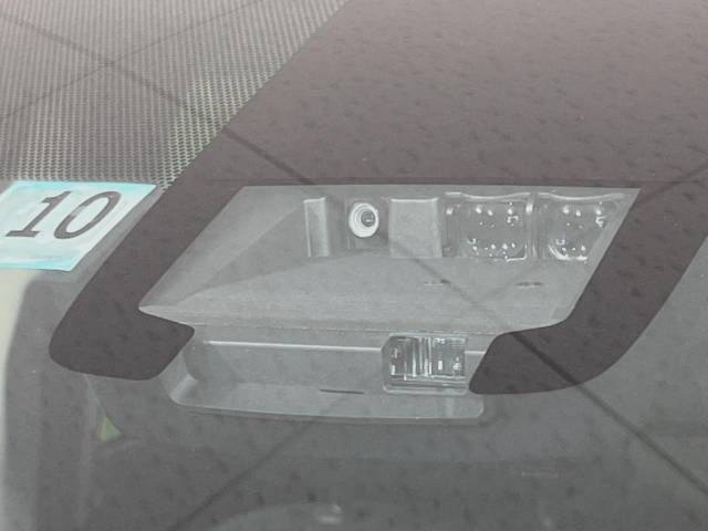 Toyota SIENTA 2019-10 181046-6