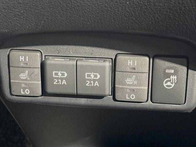 Toyota SIENTA 2019-10 181046-4