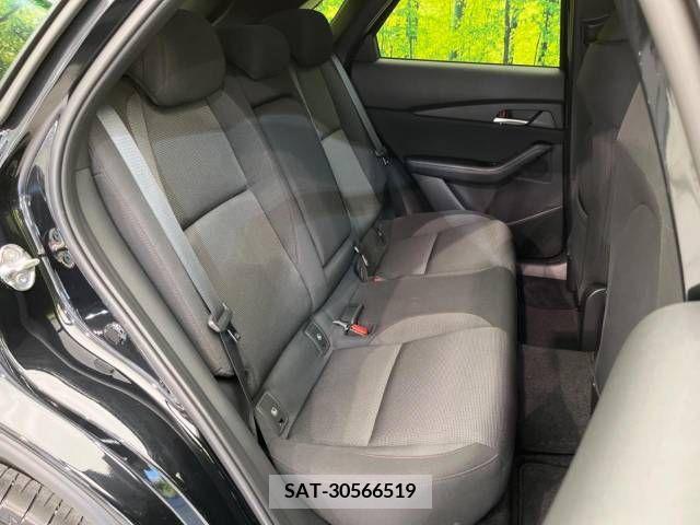 Mazda CX-30 2022-09 358499-9
