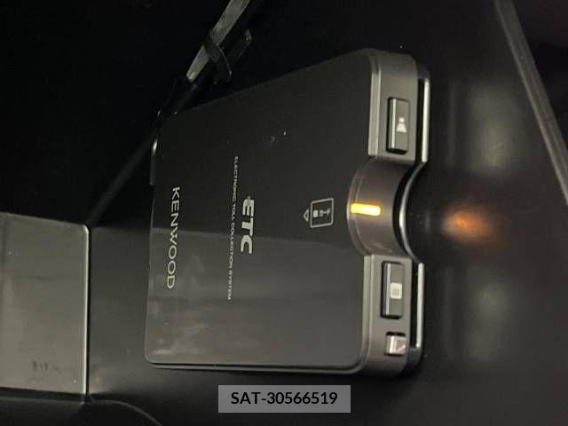 Mazda CX-30 2022-09 358499-5