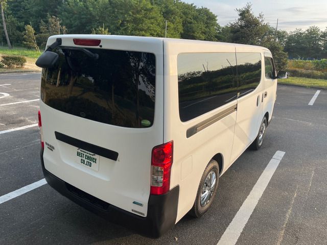Nissan NV350 Caravan 2014-01 4492-12