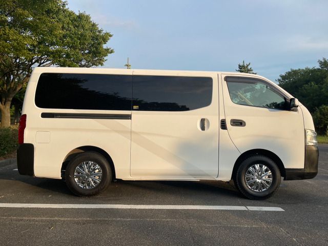 Nissan NV350 Caravan 2014-01 4492-7