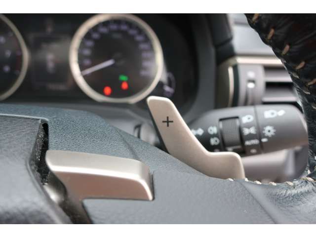 Lexus RC 2015-04 10564-16