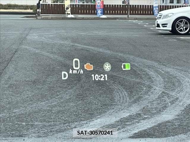 Suzuki SPACIA 2018-07 212932-4