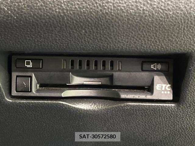 Toyota PASSO 2017-06 381022-5