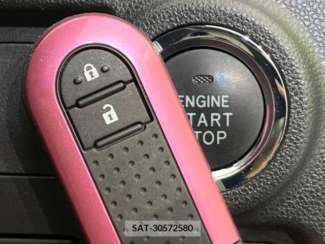 Toyota PASSO 2017-06 381022-6