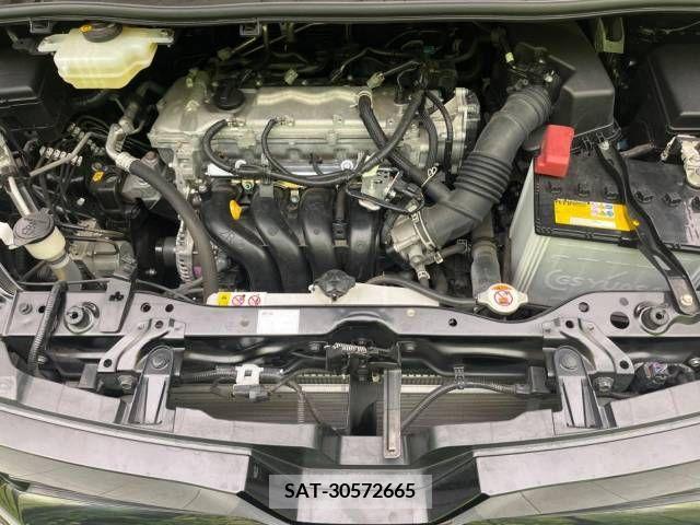 Toyota VOXY 2021-10 370319-19