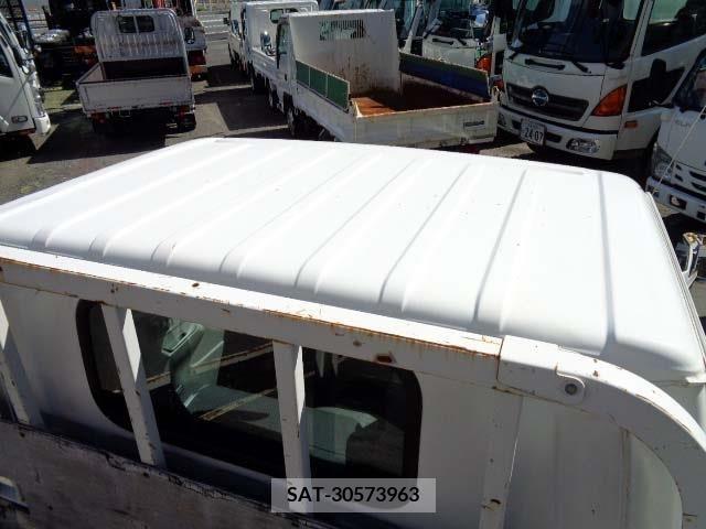 Isuzu ELF TRUCK 2015-08 334132-10