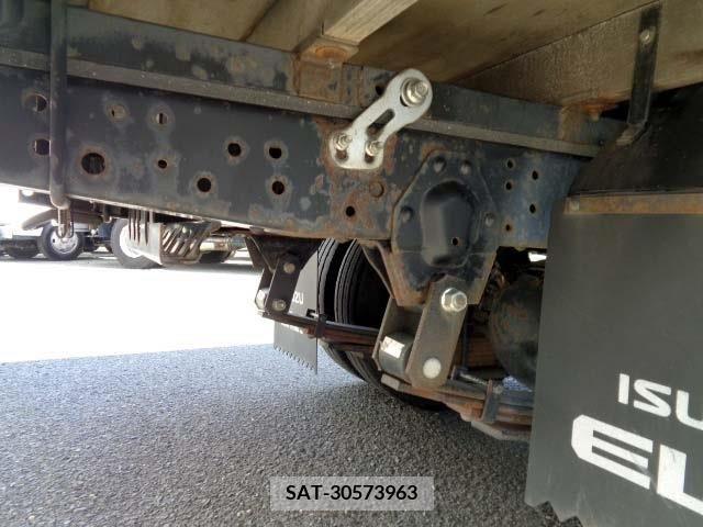 Isuzu ELF TRUCK 2015-08 334132-13