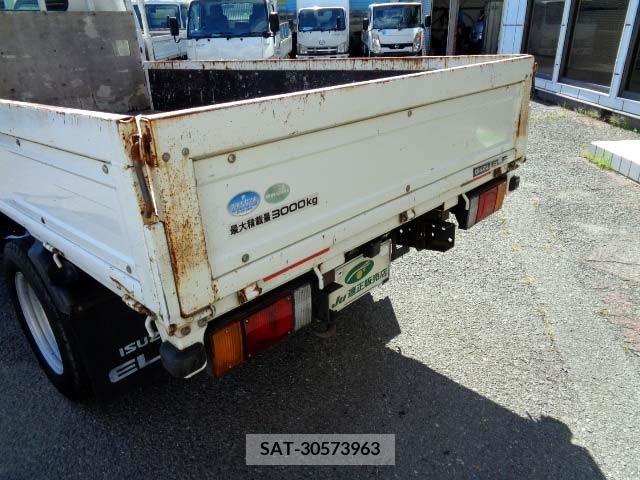 Isuzu ELF TRUCK 2015-08 334132-18