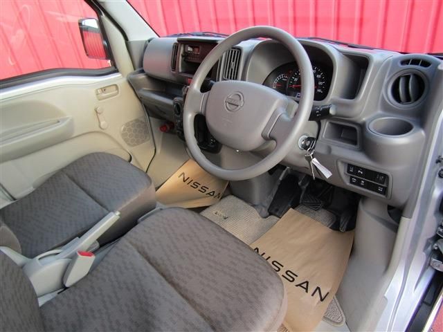 Nissan CLIPPER 2021-02 6398-2