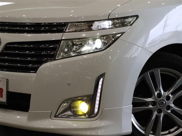 Nissan ELGRAND 2012-01 11875-11
