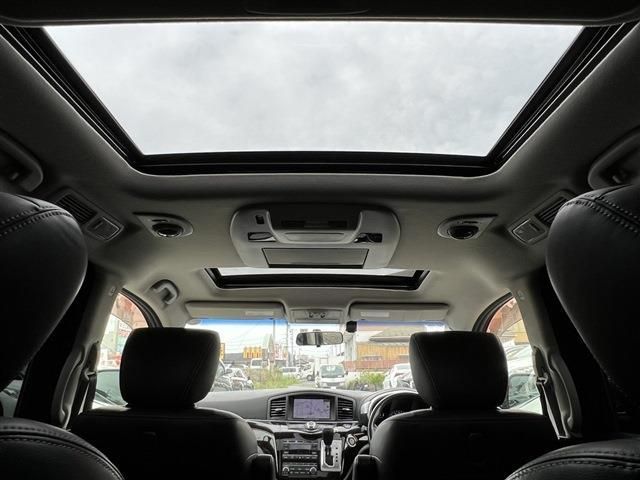 Nissan ELGRAND 2012-01 11875-5
