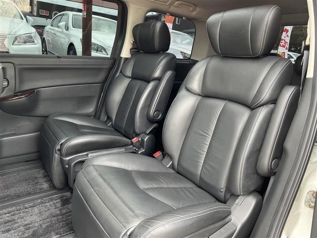 Nissan ELGRAND 2012-01 11875-19