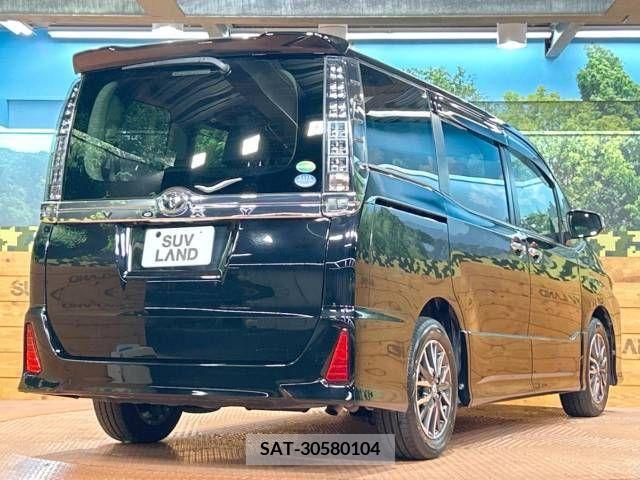 Toyota VOXY 2017-05 288859-17