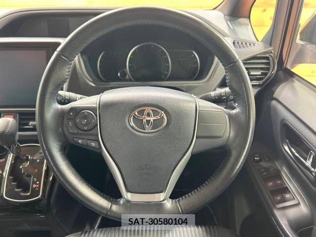 Toyota VOXY 2017-05 288859-11