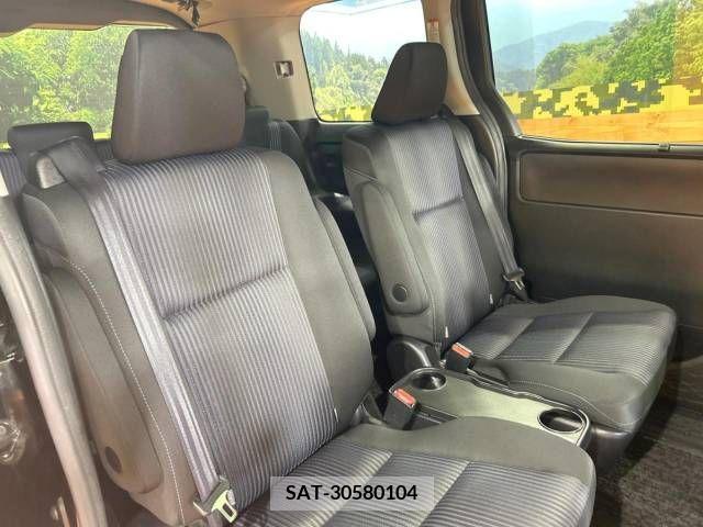 Toyota VOXY 2017-05 288859-8