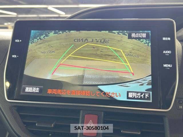 Toyota VOXY 2017-05 288859-4