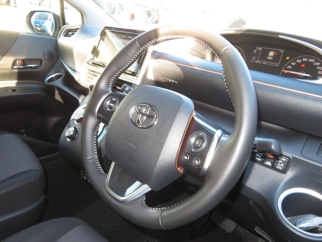 Toyota SIENTA 2021-04 191268-16