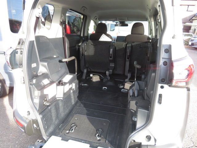 Toyota SIENTA 2021-04 191268-8
