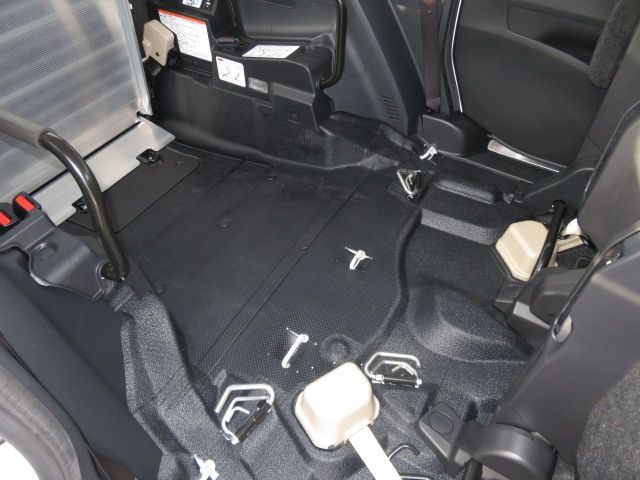 Toyota SIENTA 2021-04 191268-9