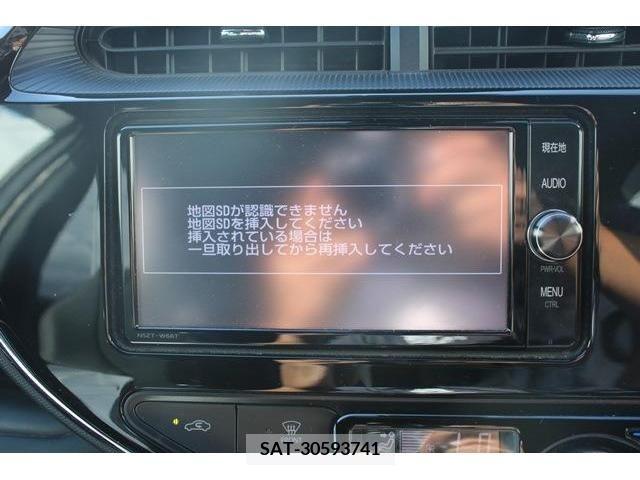 Toyota AQUA 2018-06 389340-5