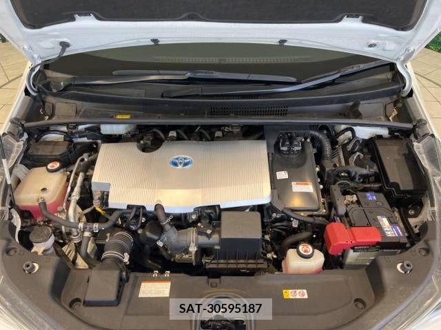 Toyota PRIUS 2018-06 330932-18