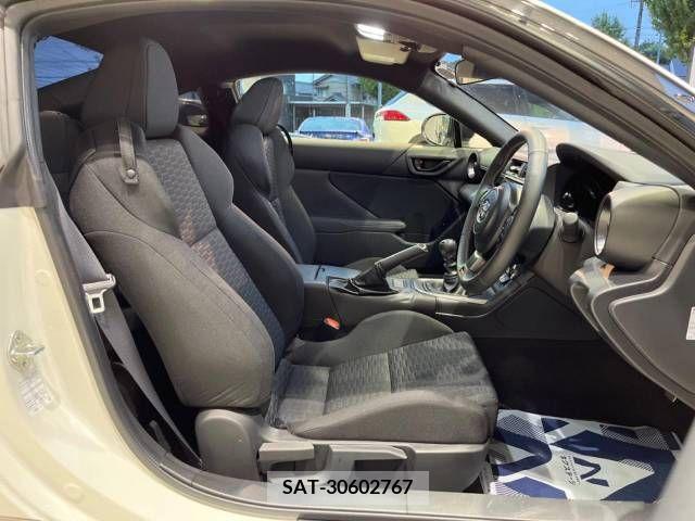 Toyota 86 2023-08 332594-9