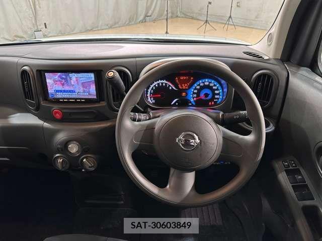 Nissan CUBE 2011-06 222114-13