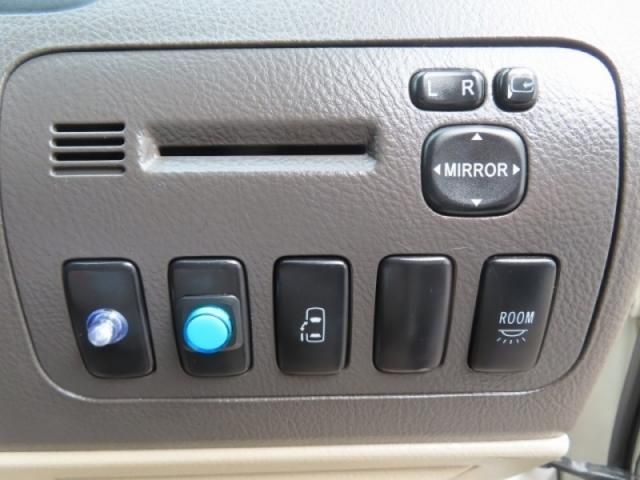 Toyota ALPHARD 2004-02 188736-14
