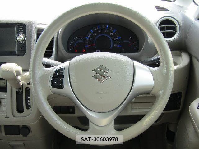 Suzuki SPACIA 2013-07 384499-13