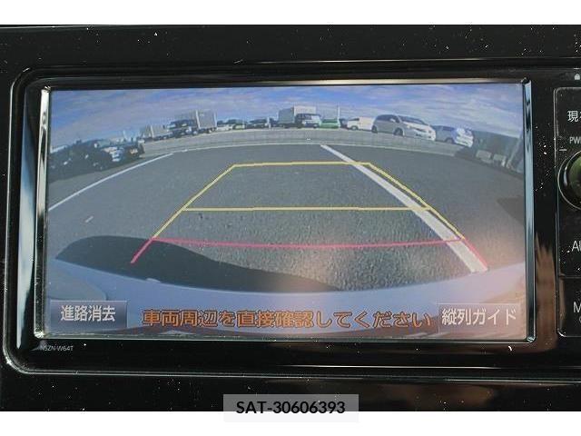 Toyota PRIUS 2016-06 209270-2
