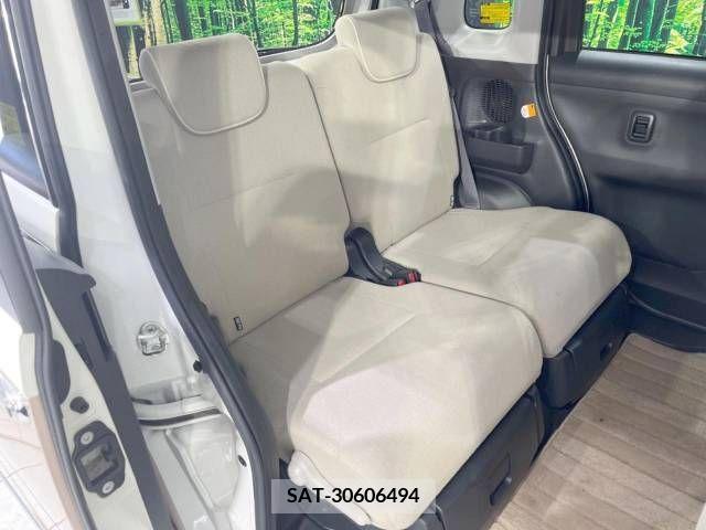 Daihatsu MOVE 2017-10 375290-9