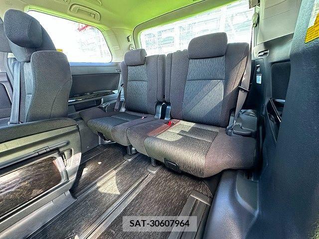 Toyota VELLFIRE 2013-03 215063-16