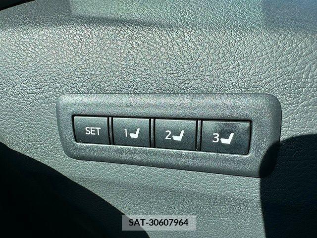 Toyota VELLFIRE 2013-03 215063-17