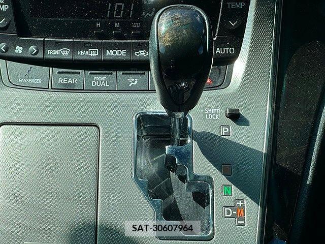 Toyota VELLFIRE 2013-03 215063-19