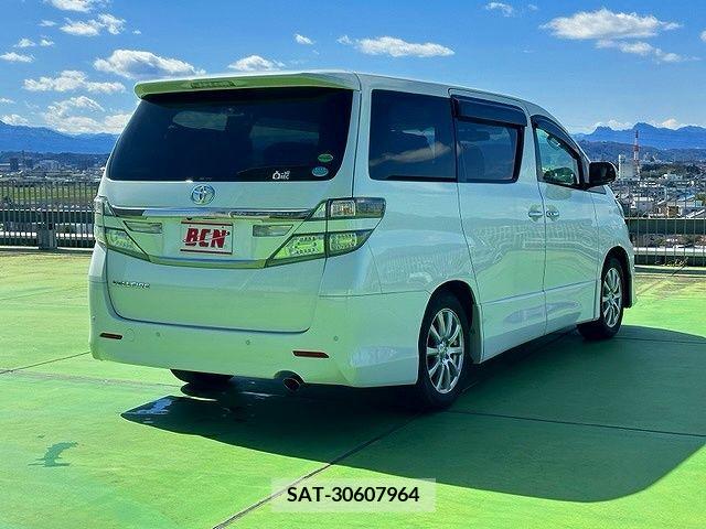 Toyota VELLFIRE 2013-03 215063-2
