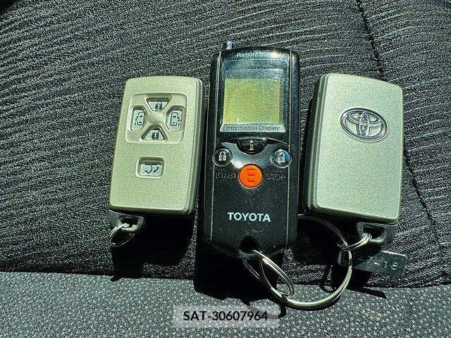 Toyota VELLFIRE 2013-03 215063-11