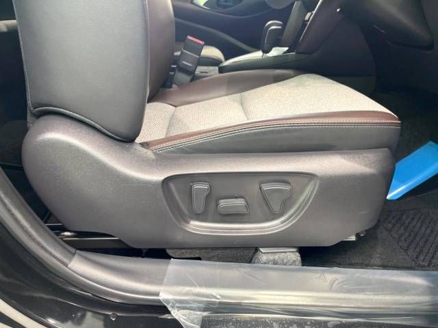 Toyota YARIS CROSS 2022-01 20013-8