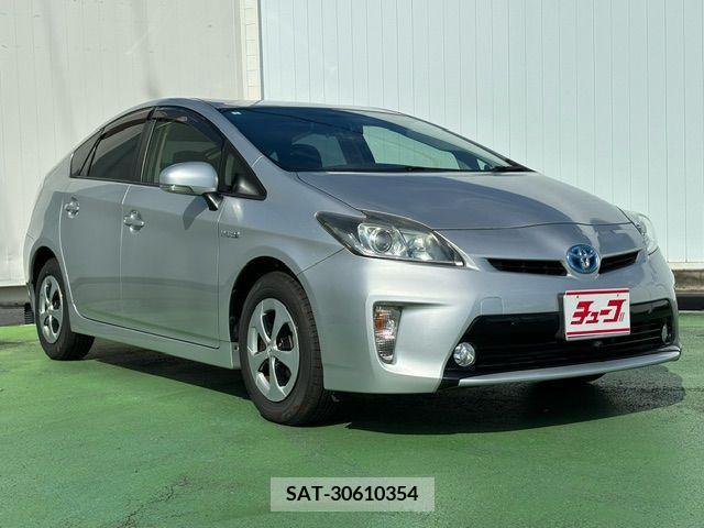 Toyota PRIUS 2013-03 366560-6