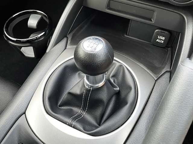 Mazda ROADSTER 2023-04 13750-6