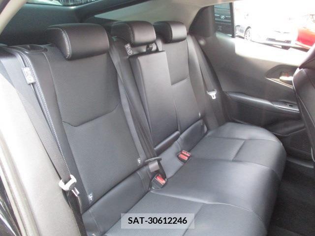 Toyota PRIUS 2023-10 384179-28