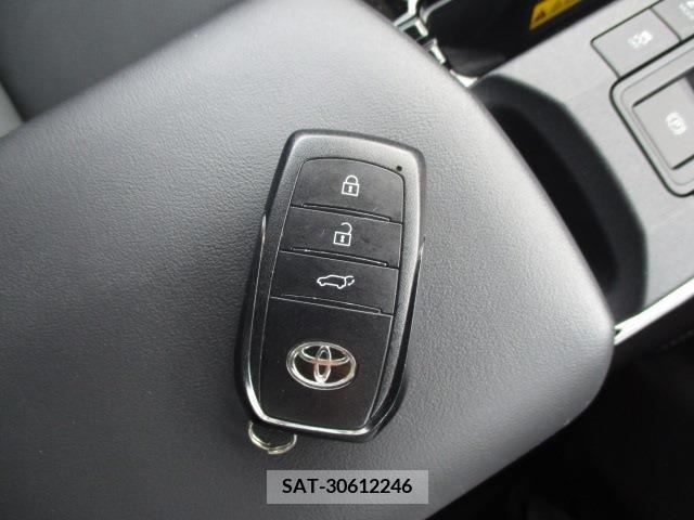 Toyota PRIUS 2023-10 384179-27
