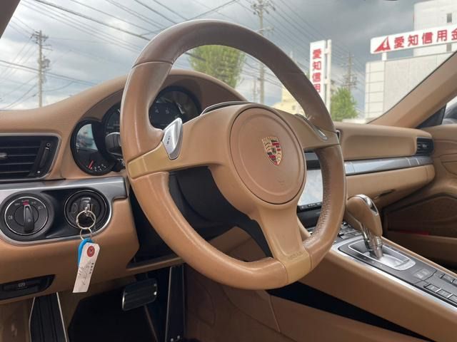 Porsche 911 2013-10 19973-3