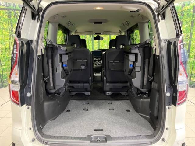 Nissan SERENA 2021-05 186330-11