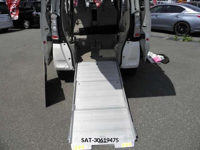 Honda N BOX 2017-10 377483-16
