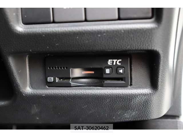 Suzuki WAGON R 2017-07 241499-18